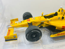 Load image into Gallery viewer, RYAN HUNTER-REAY SIGNED 2014 INDY 500 WINNER #28 DHL HONDA 1/18 GREENLIGHT DIECAST