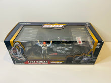 Load image into Gallery viewer, TONY KANAAN SIGNED 2013 INDY 500 WINNER W/ DRIVER FIGURE HONDA 1/18 GREENLIGHT DIECAST