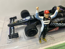 Load image into Gallery viewer, TONY KANAAN SIGNED 2013 INDY 500 WINNER W/ DRIVER FIGURE HONDA 1/18 GREENLIGHT DIECAST