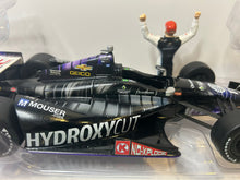 Load image into Gallery viewer, TONY KANAAN SIGNED 2013 INDY 500 WINNER W/ DRIVER FIGURE HONDA 1/18 GREENLIGHT DIECAST