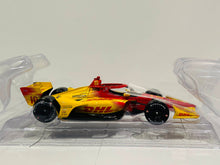 Load image into Gallery viewer, Alex Palou autographed 2024 #10 DHL Data Chip Ganassi Racing Honda 1/18 IndyCar Greenlight Diecast