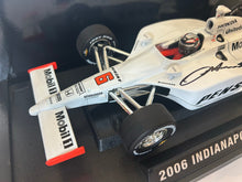 Load image into Gallery viewer, SAM HORNISH JR SIGNED 2006 INDY 500 WINNER #6 PENSKE 1/18 GREENLIGHT DIECAST