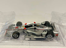 Load image into Gallery viewer, Will Power autographed 2017 #12 Team Penske Verizon Chevy 1/18 IndyCar Greenlight Diecast